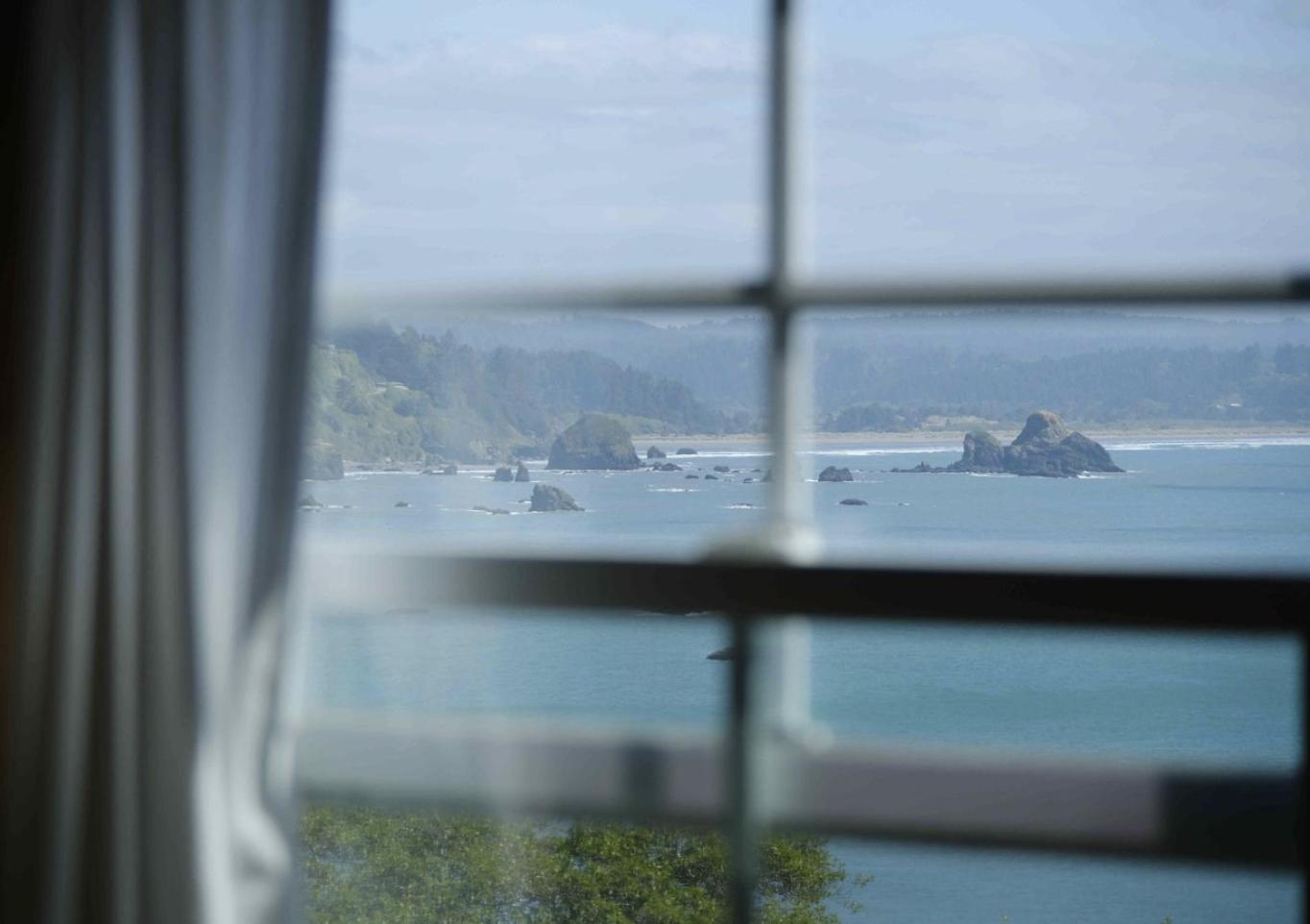 Trinidad Bay Bed And Breakfast Hotel Exteriör bild